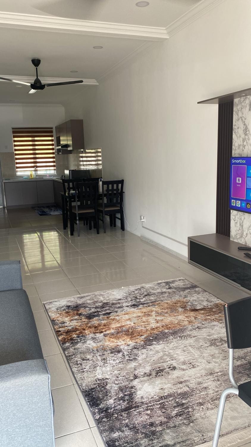 TV and multimedia, Living room, Dining area, fireplace