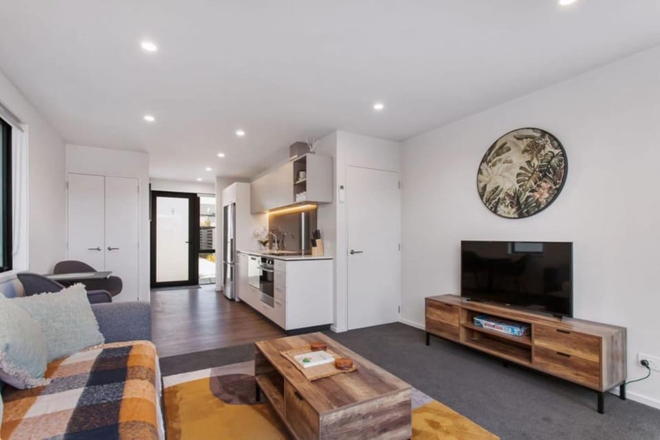 Brand New What a Steal Plus Free off Street Park Apartment in Christchurch