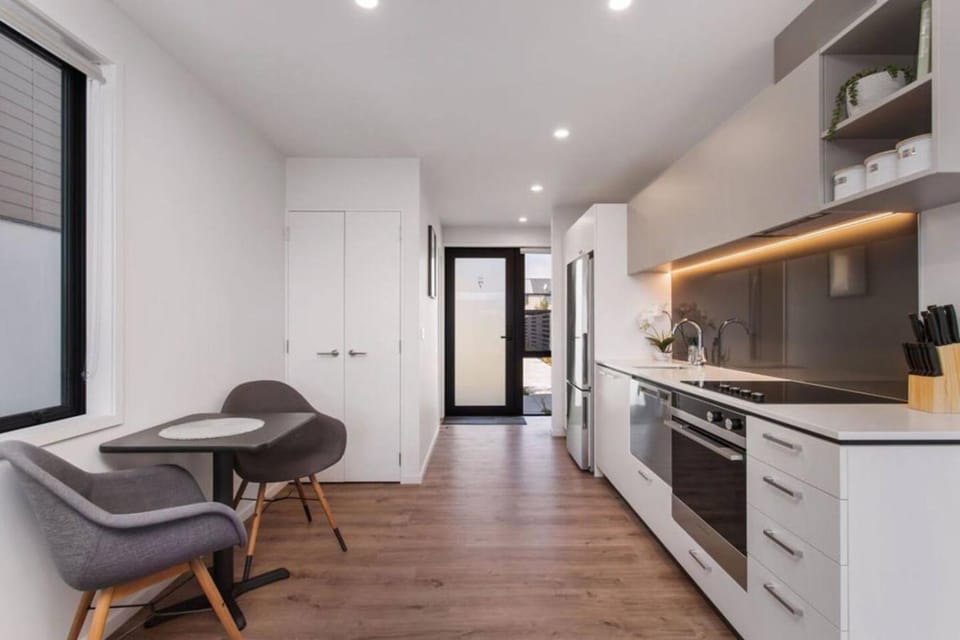 Brand New What a Steal Plus Free off Street Park Apartment in Christchurch