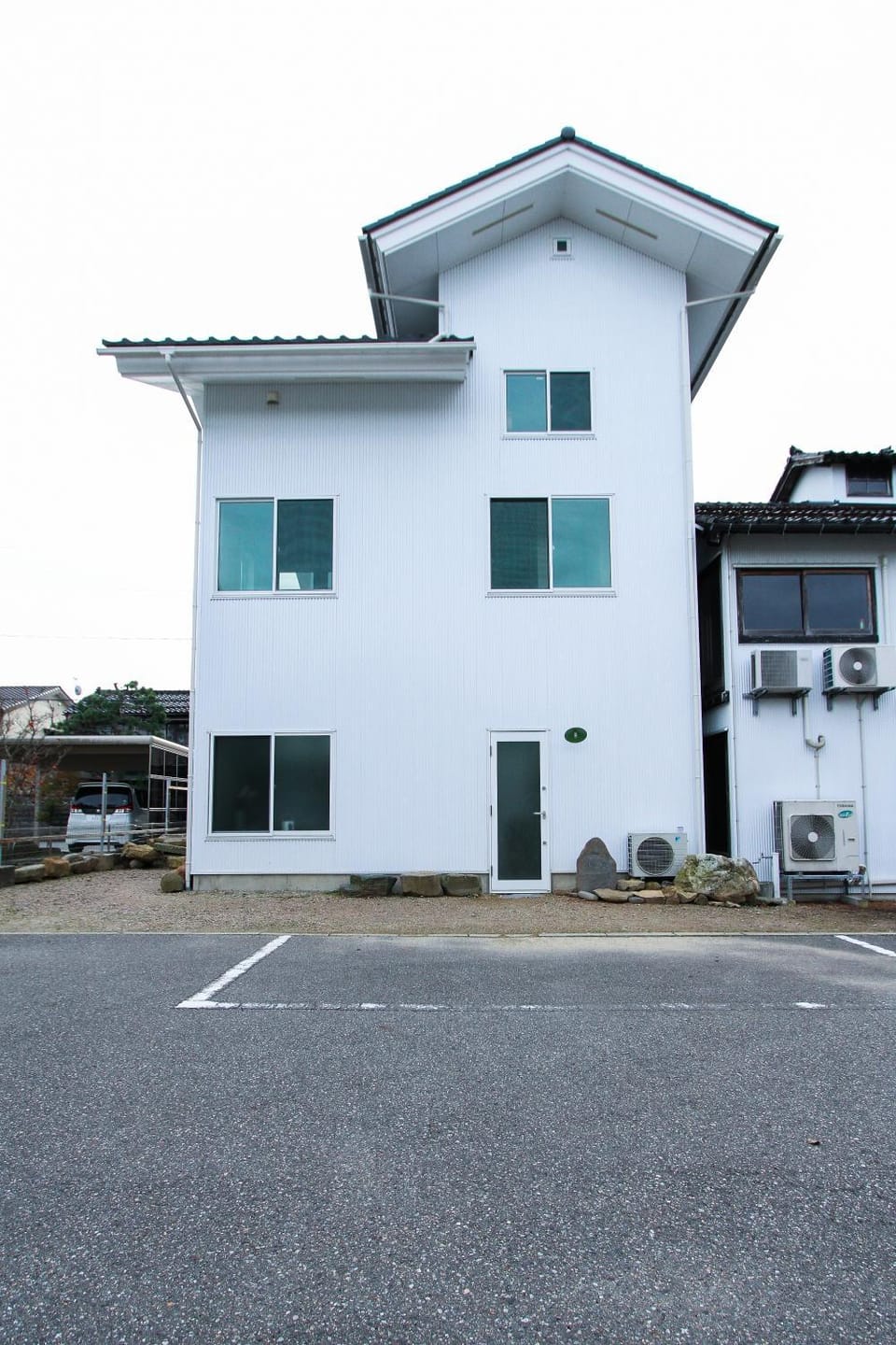 Property building, Parking