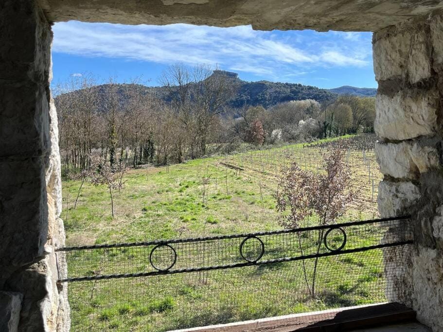 Maison de Campagne au bord de l'eau House in Provence-Alpes-Côte d'Azur