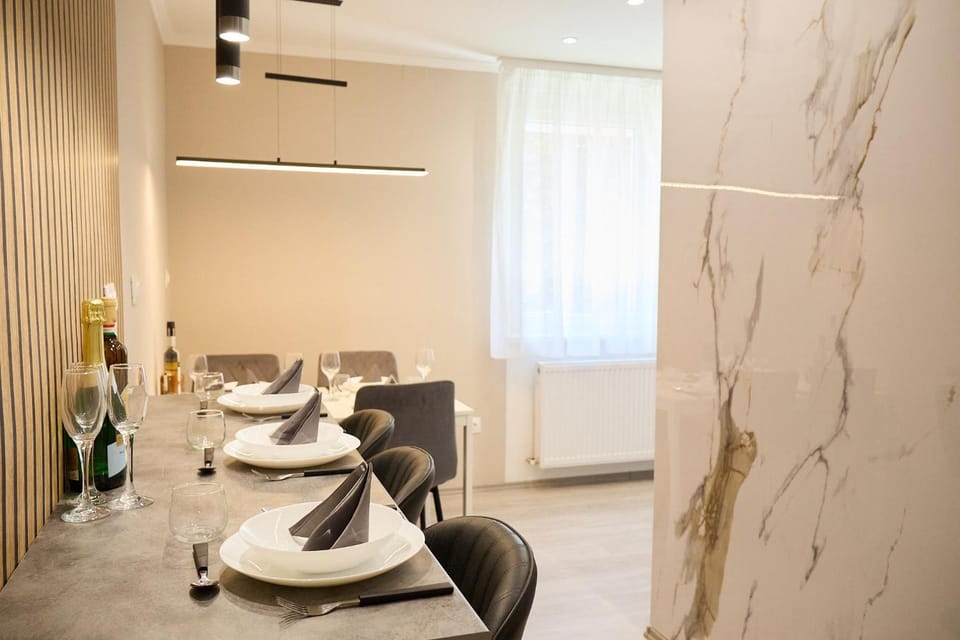 Kitchen or kitchenette, kitchen