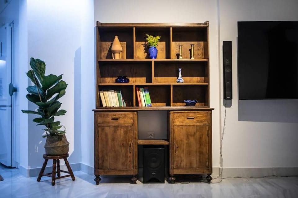 Athenian Sky High Excellence Apartment in Athens