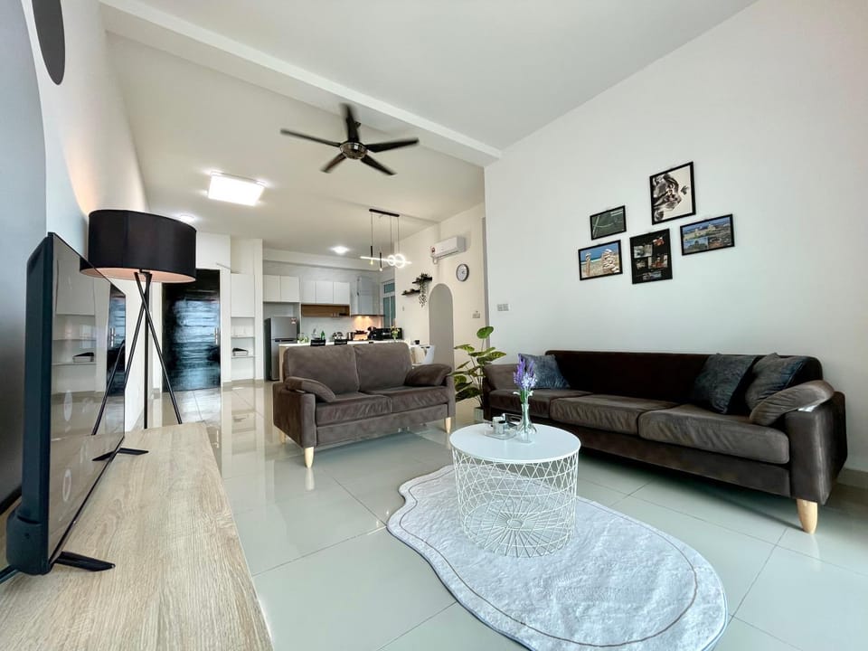 TV and multimedia, Living room, Seating area, fireplace, air conditioner