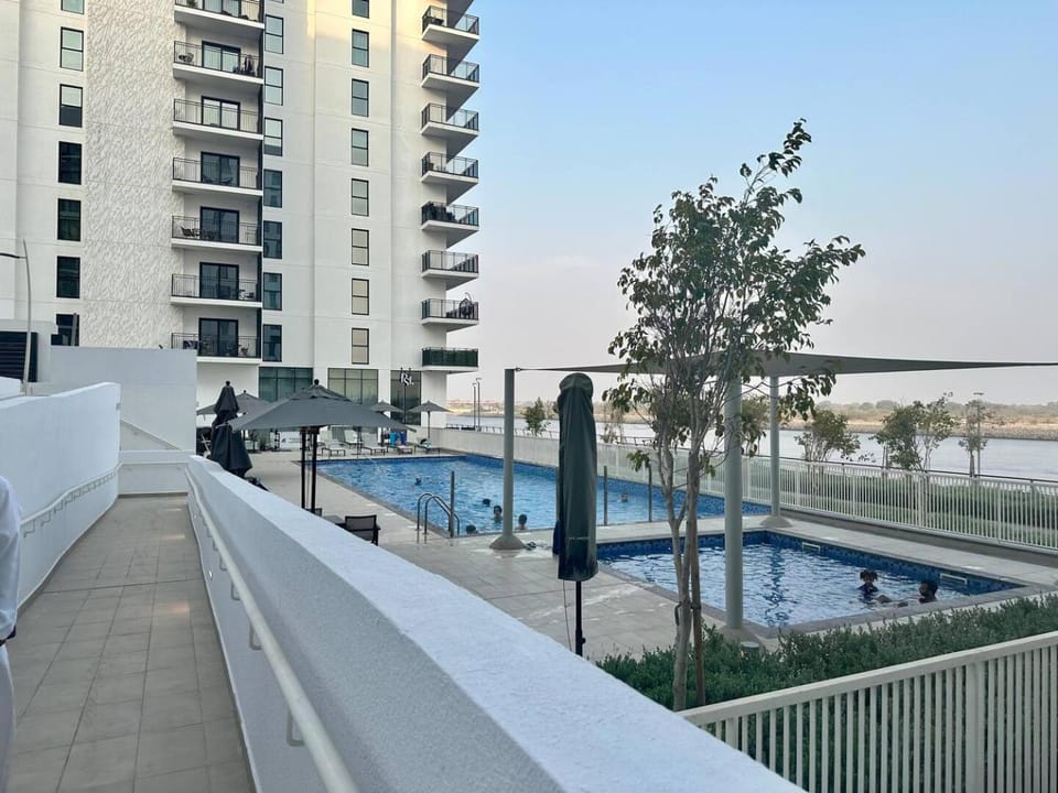 Property building, Swimming pool
