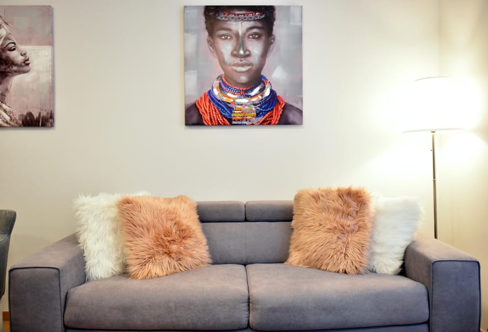 Living room, Decorative detail