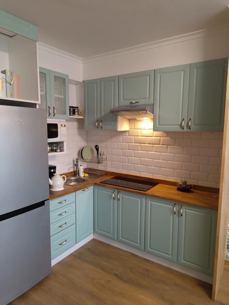 Kitchen or kitchenette, minibar, pet friendly, stove