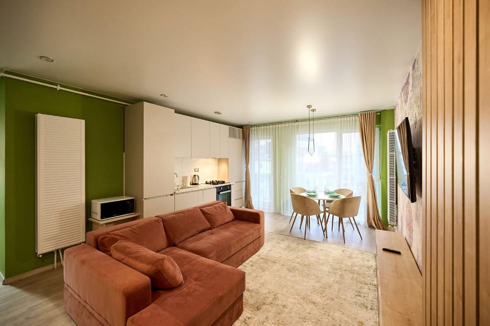 TV and multimedia, Living room, Dining area