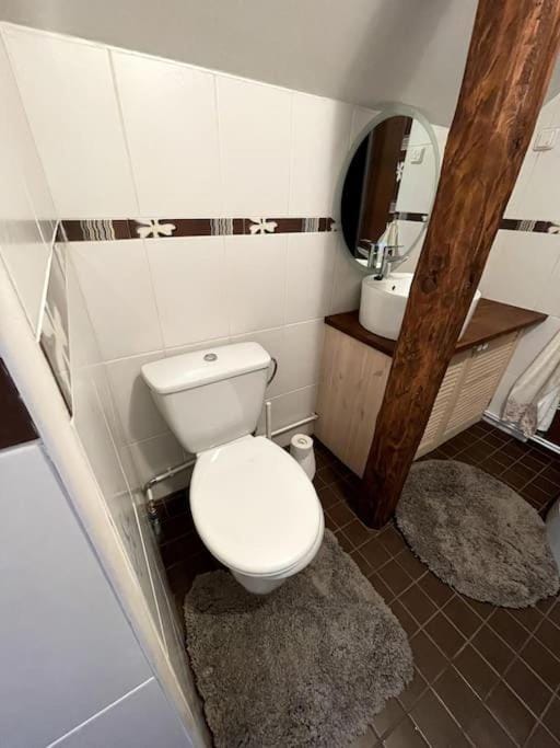 Small & Cozy Studio Apartment - WiFi & Free Parking Apartment in Harju County, Estonia