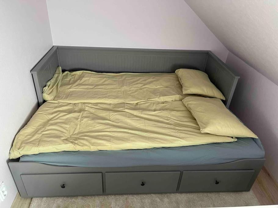 Small & Cozy Studio Apartment - WiFi & Free Parking Apartment in Harju County, Estonia