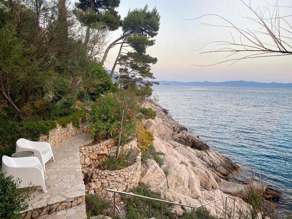 Garden, Balcony/Terrace, Beach, Sea view