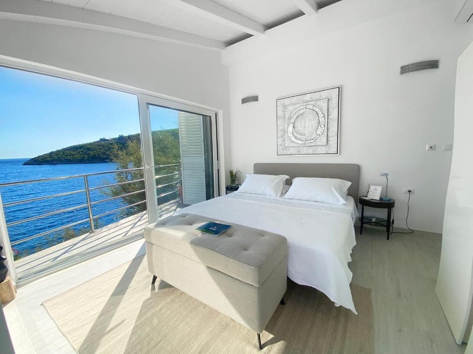 Bedroom, Sea view