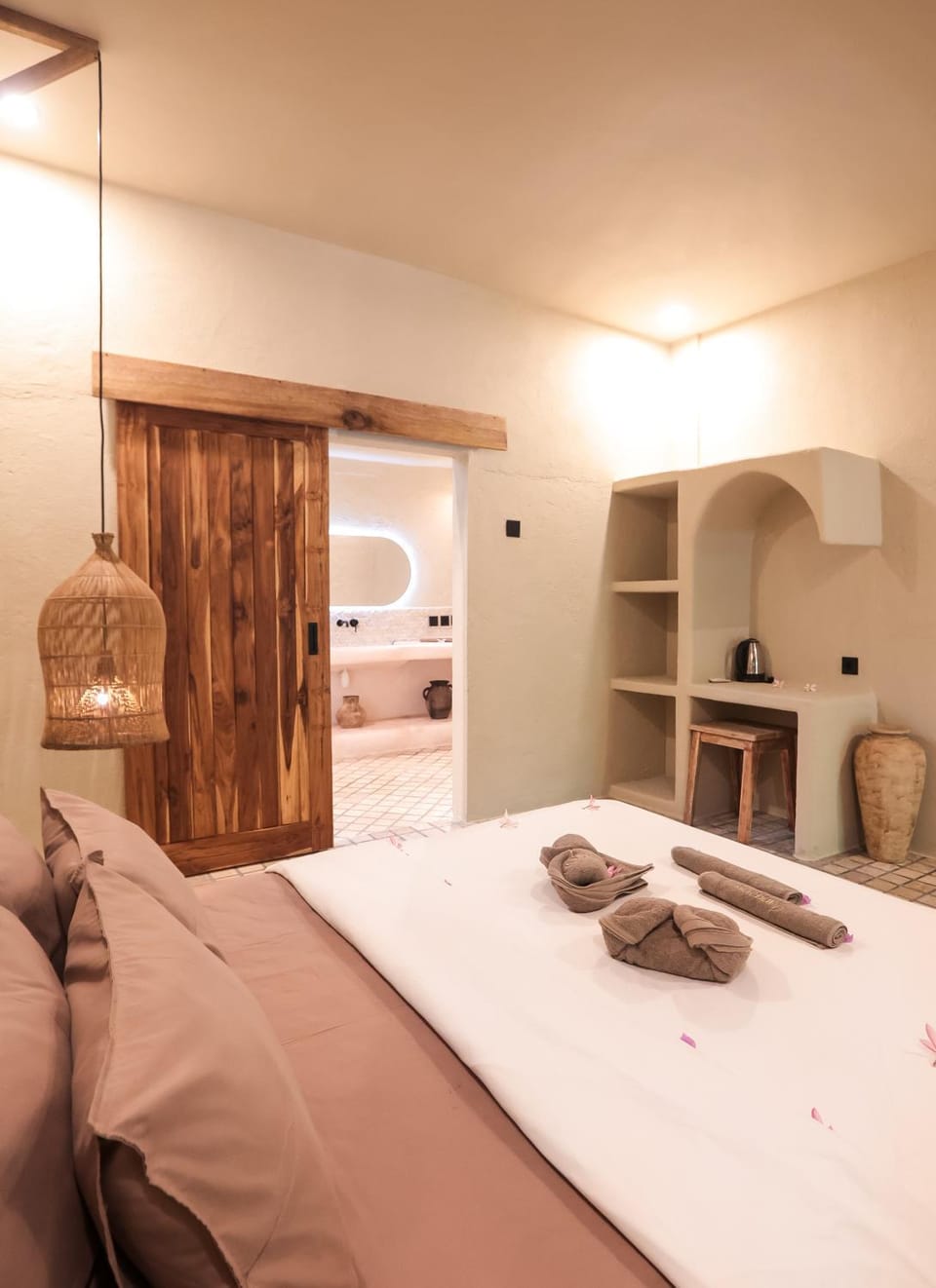 Bed, Photo of the whole room, Bedroom, towels, wardrobe