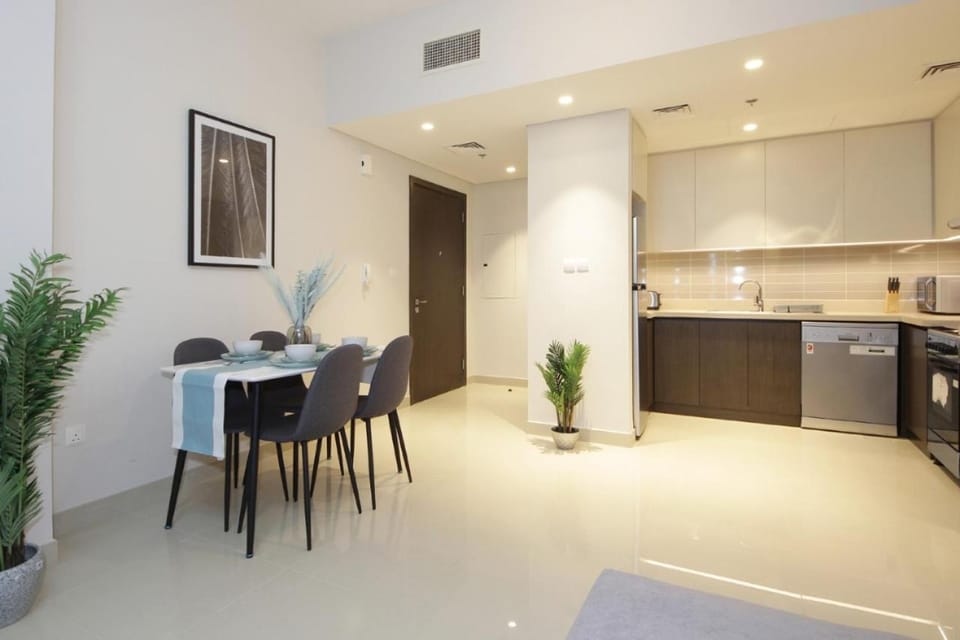 Kitchen or kitchenette, Seating area
