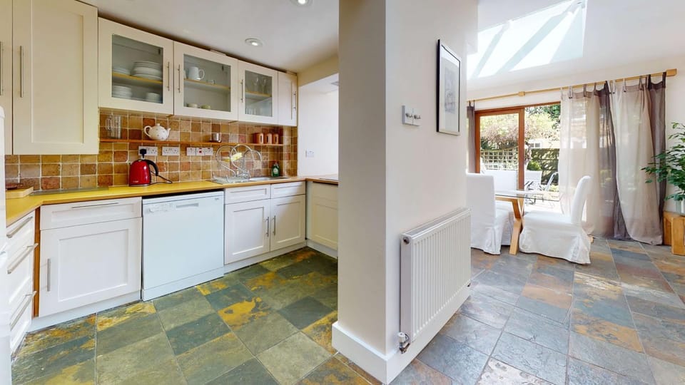 Property building, Kitchen or kitchenette