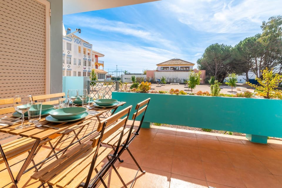 Patio, Day, View (from property/room), Balcony/Terrace, Dining area