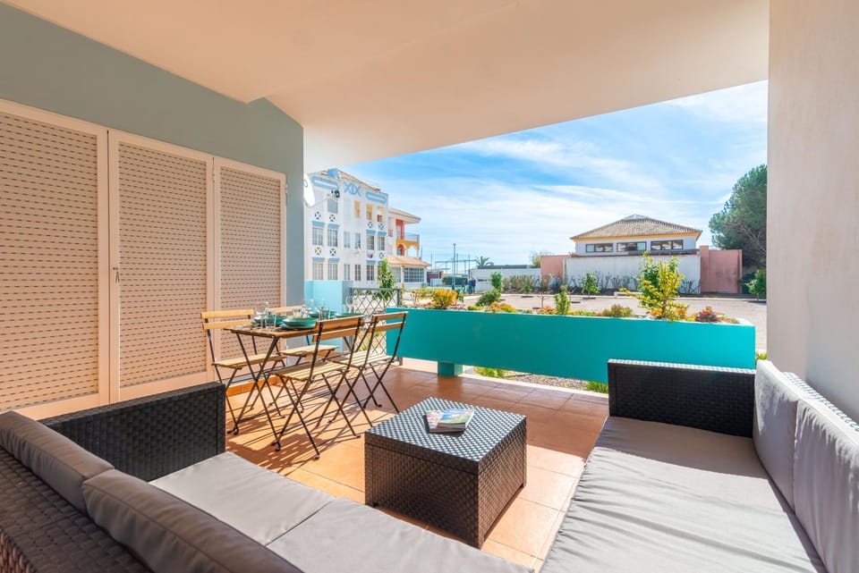 Patio, Day, View (from property/room), Balcony/Terrace, Dining area