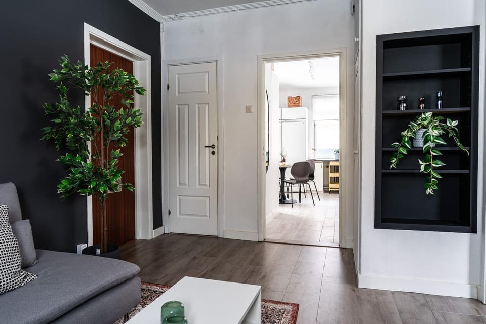 Guestly Homes - 2BR Business & Comfort Apartment in Norrbotten County, Sweden