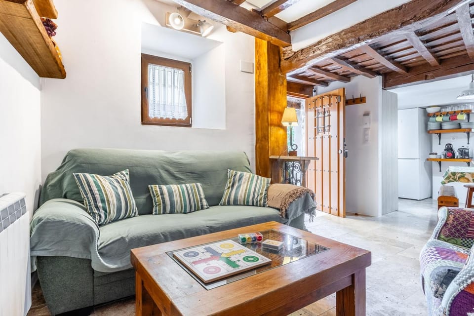 Property building, Living room