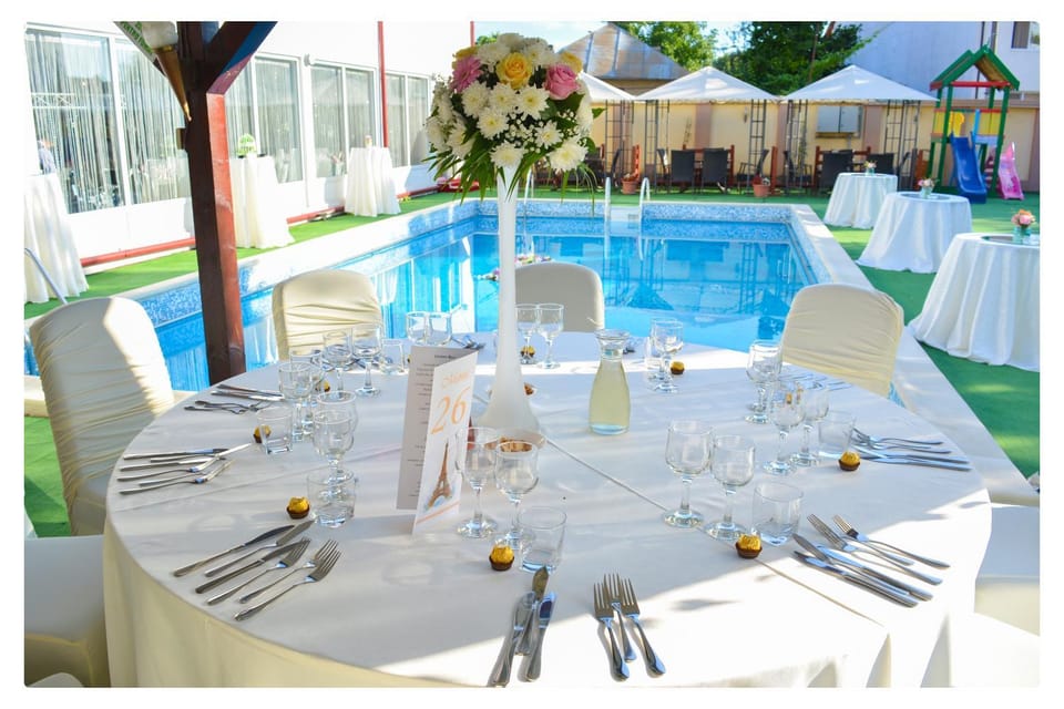 Balcony/Terrace, On site, Garden view, Pool view, Area and facilities, Swimming pool