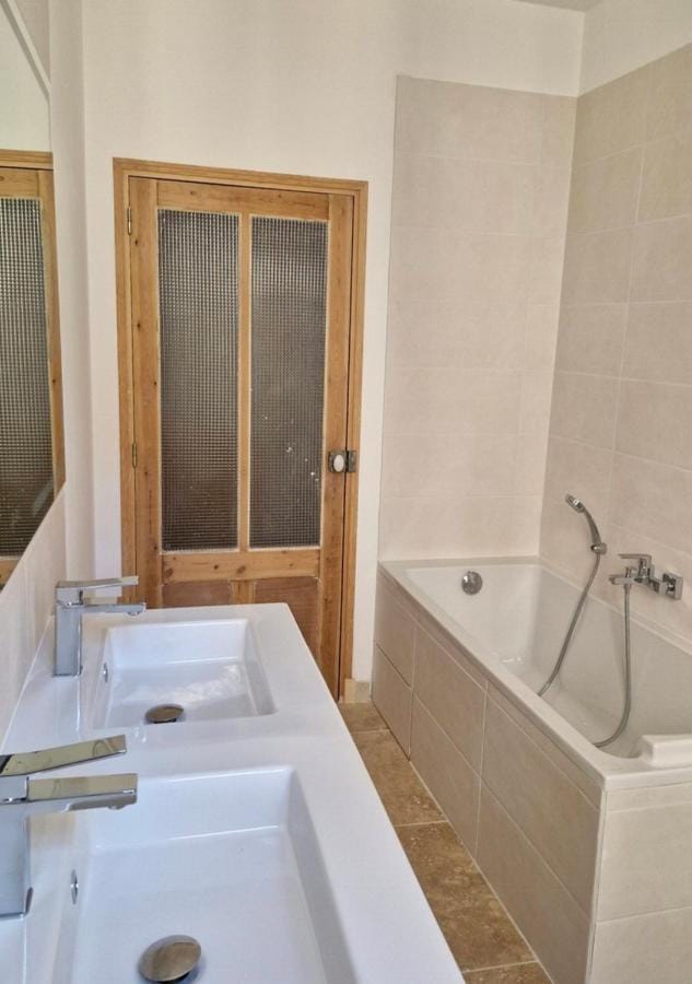 Toilet, Bathroom, Bath