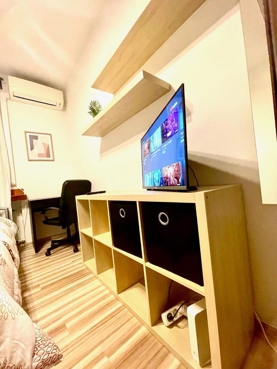 TV and multimedia, hair dresser, air conditioner