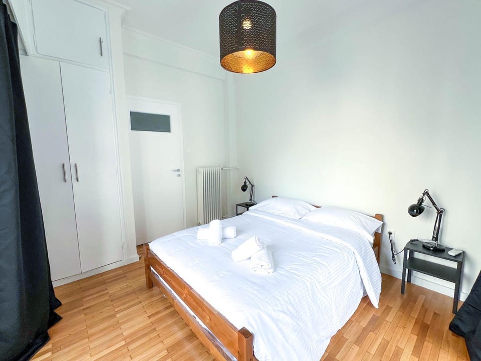 Bed, Photo of the whole room, Bedroom, towels, wardrobe