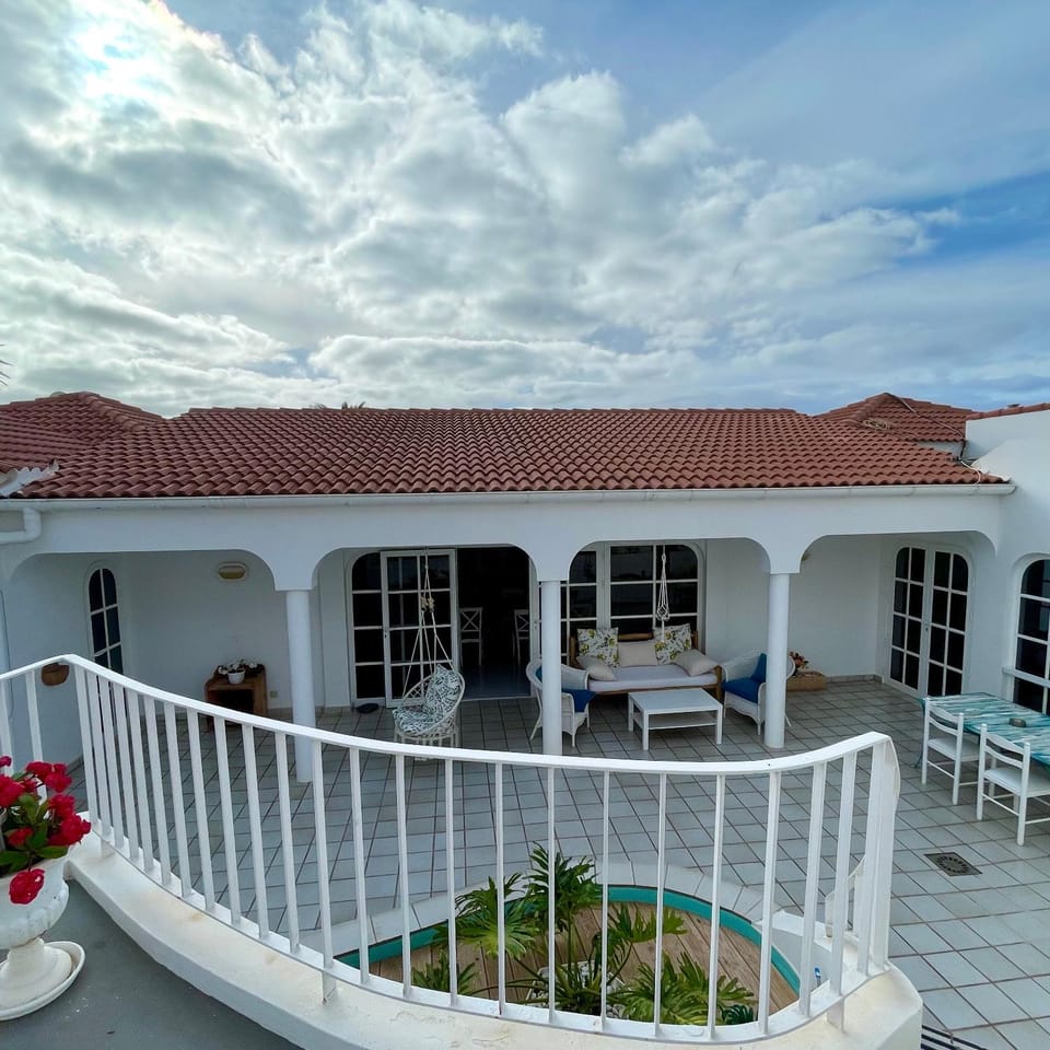 Inner courtyard view