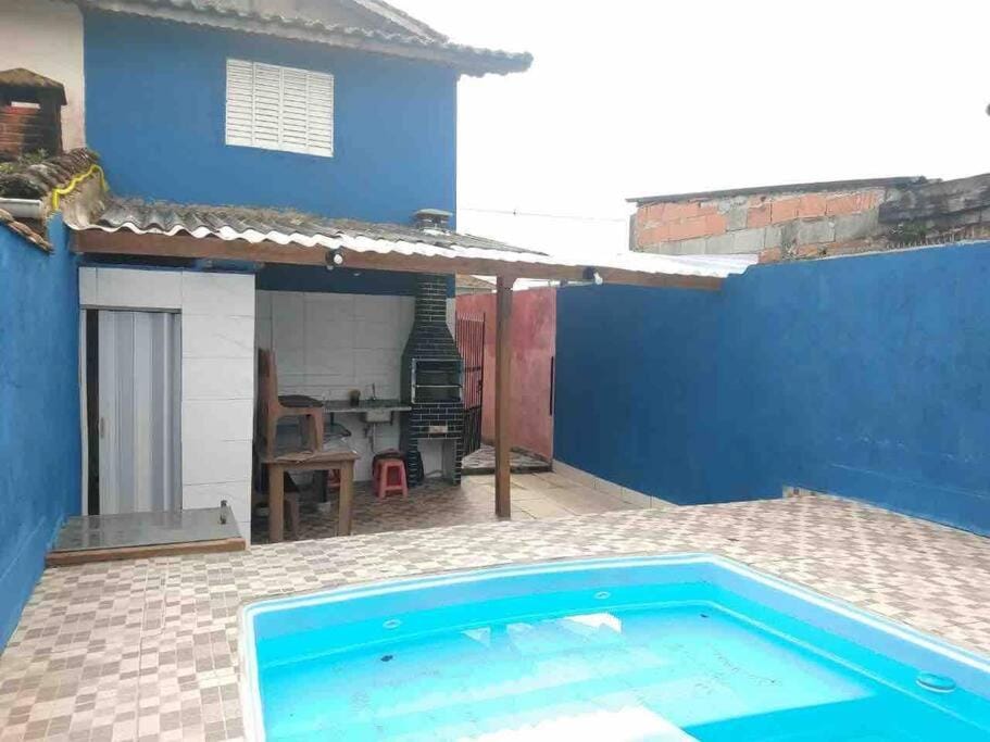Casa com piscina House in Itanhaém