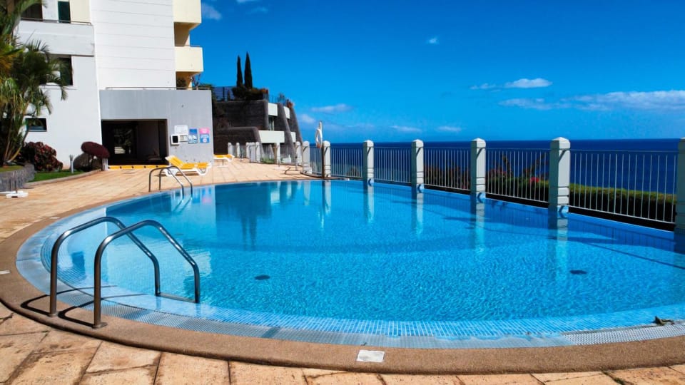 Pool view, Sea view, Swimming pool