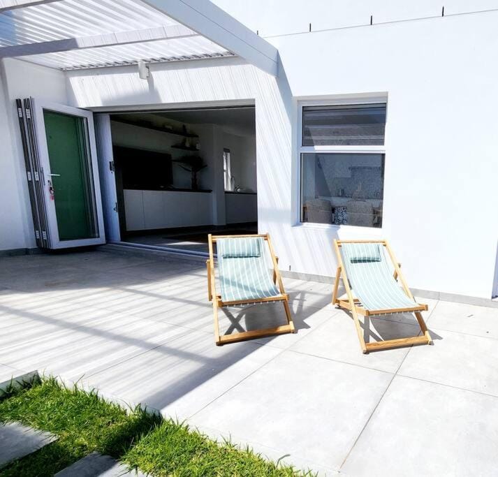 Day, Balcony/Terrace, sunbed