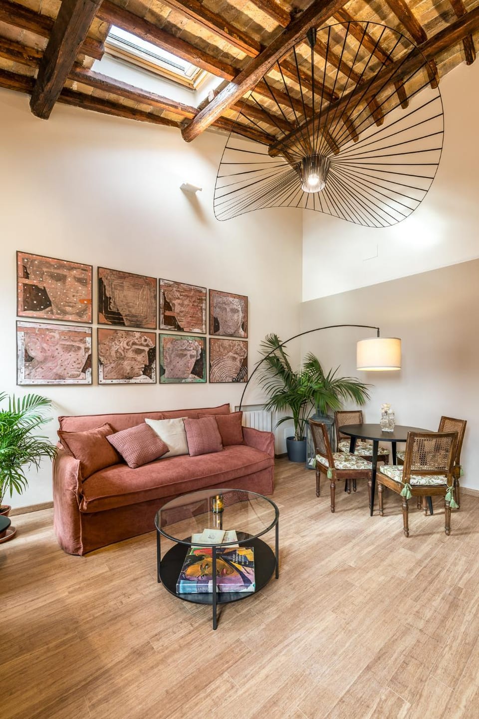 Living room, Lunch