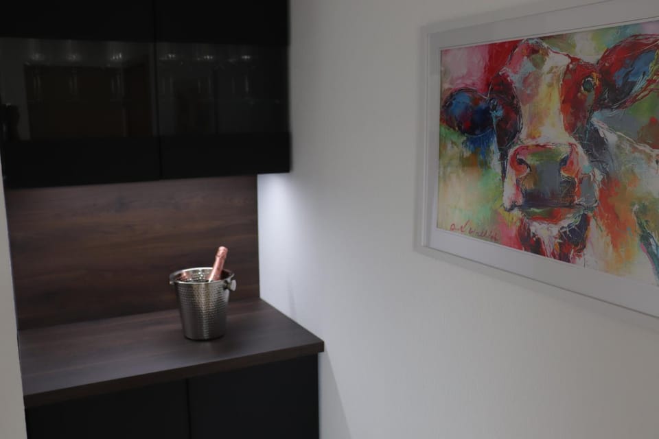 Living room, Lounge or bar