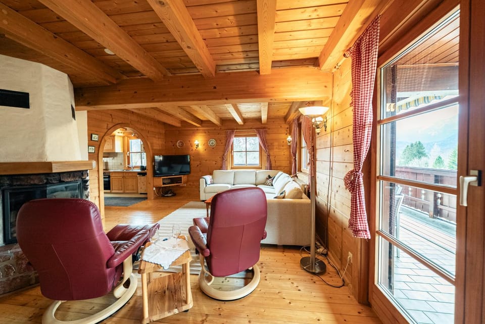 Living room, fireplace