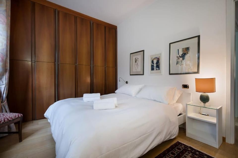 Fondazione Prada - Quadrilocale in stile classico Apartment in Milan