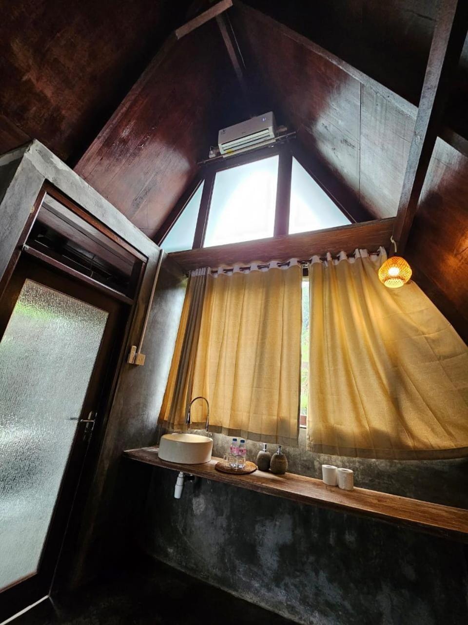 UmaUthu Bali Nature lodge in Marga