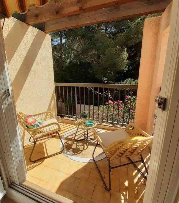 42- Beau studio calme 50m de la mer Apartment in French Riviera