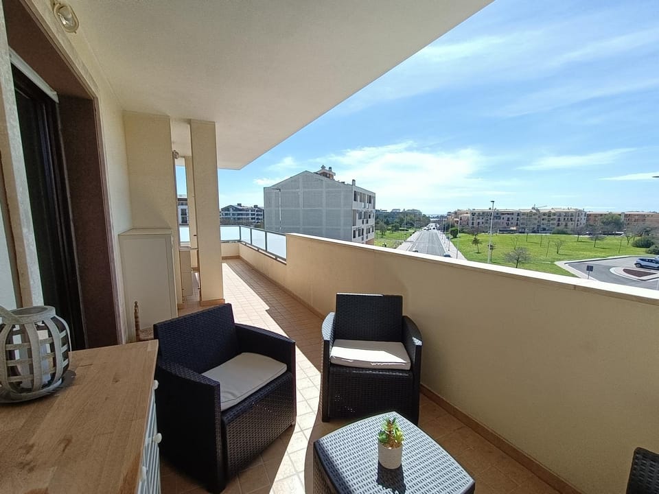 View (from property/room), Balcony/Terrace