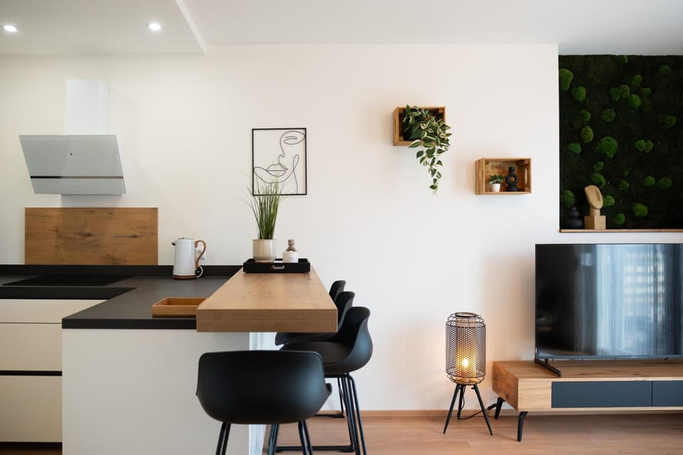 TV and multimedia, Kitchen or kitchenette, Living room, Seating area, Dining area, minibar, pet friendly, stove