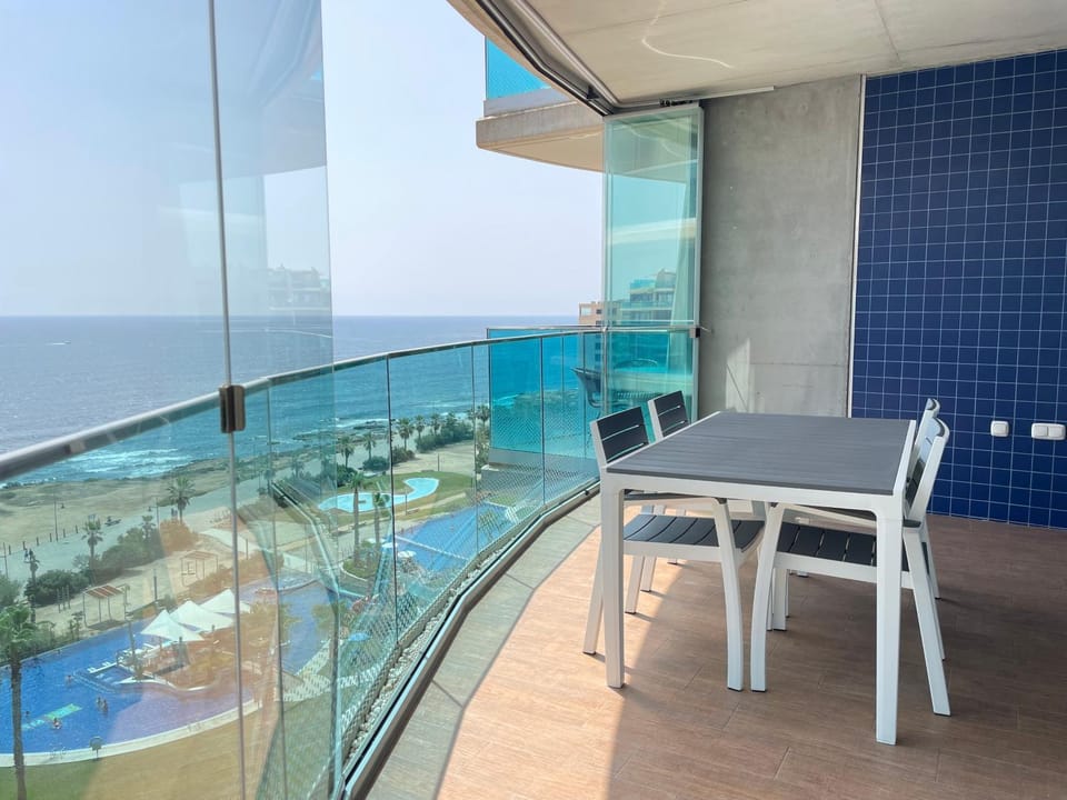 Balcony/Terrace, Pool view