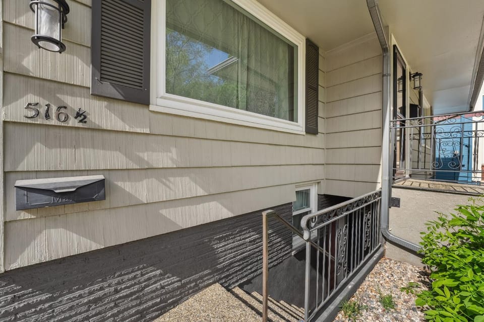 Garden Level Apt Mtn Ave - 8 min walk to Old Town! Apartment in Fort Collins