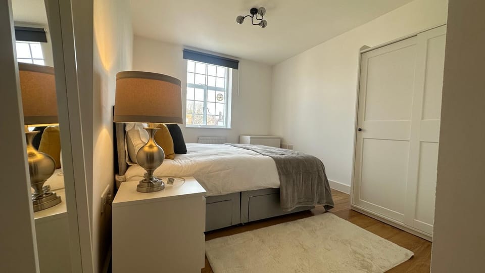 Beautiful 2bed Flat London Apartment in London