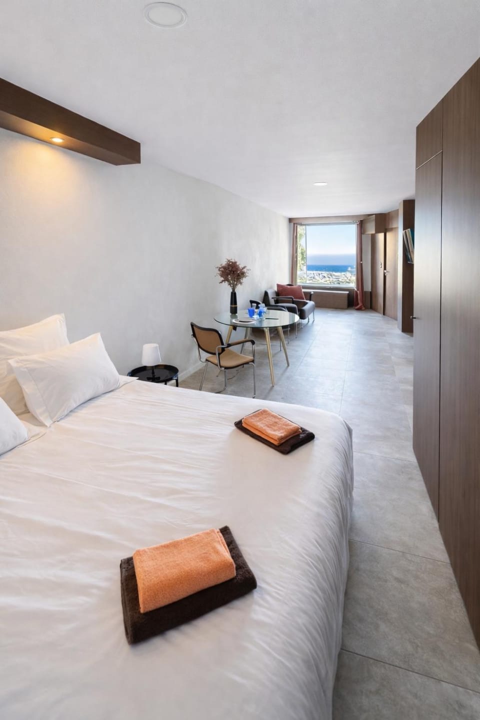 Bed, Sea view