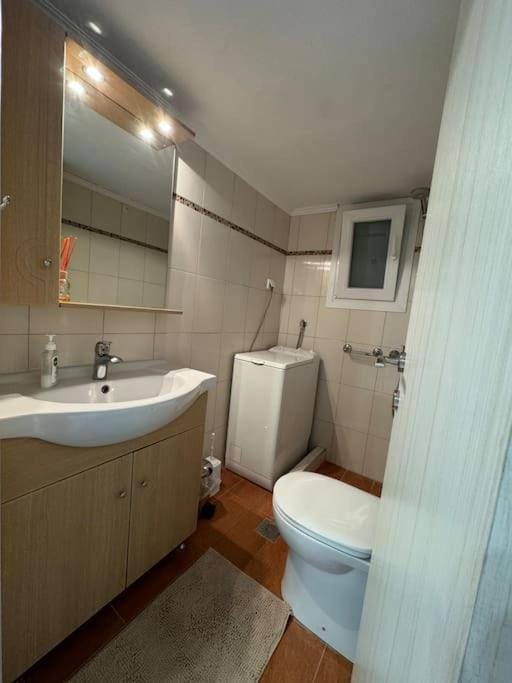 Cityscape Haven in Thessaloniki Apartment in Thessaloniki