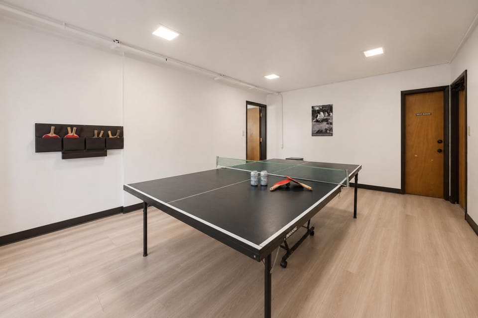 The Fox Den in Old Town! Pool, Sauna & Game Room Apartment in Fort Collins
