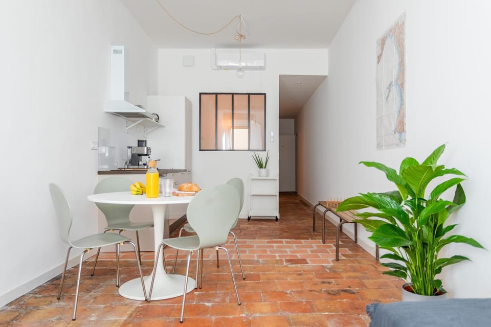 Vieux Port - Le Quai Apartment in Marseille