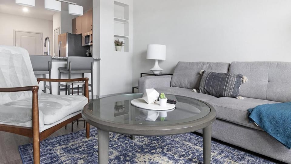 Landing Modern Apartment with Amazing Amenities (ID1239X542) Apartment in Jacksonville