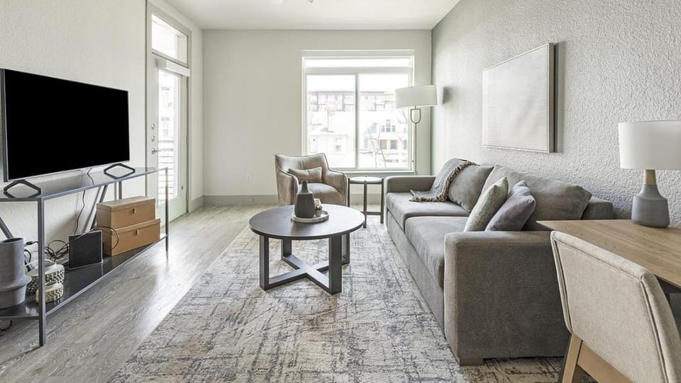Landing Modern Apartment with Amazing Amenities (ID8457X73) Apartment in San Antonio