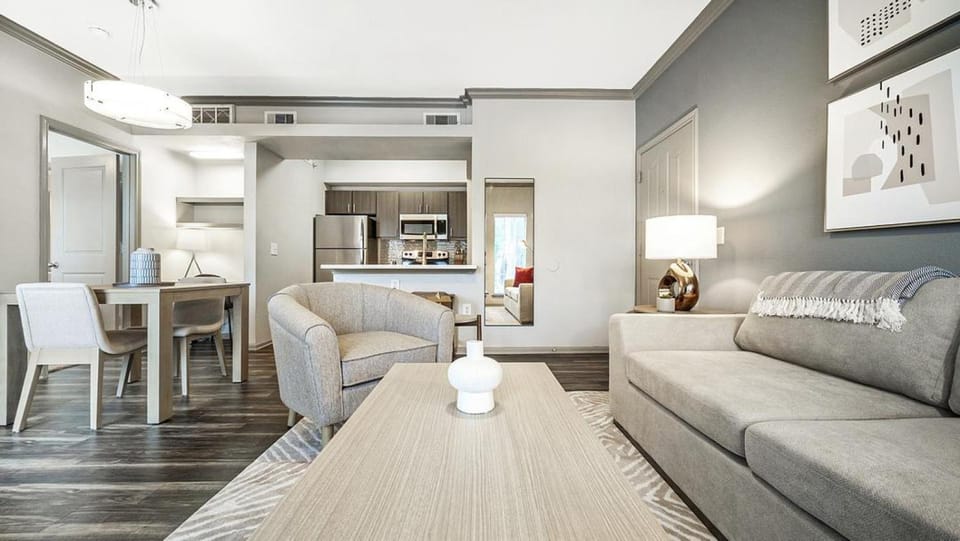 Landing Modern Apartment with Amazing Amenities (ID4636X96) Apartment in Cedar Park