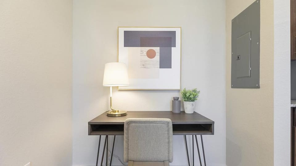 Landing - Modern Apartment with Amazing Amenities (ID8617X53) Apartment in Lee County